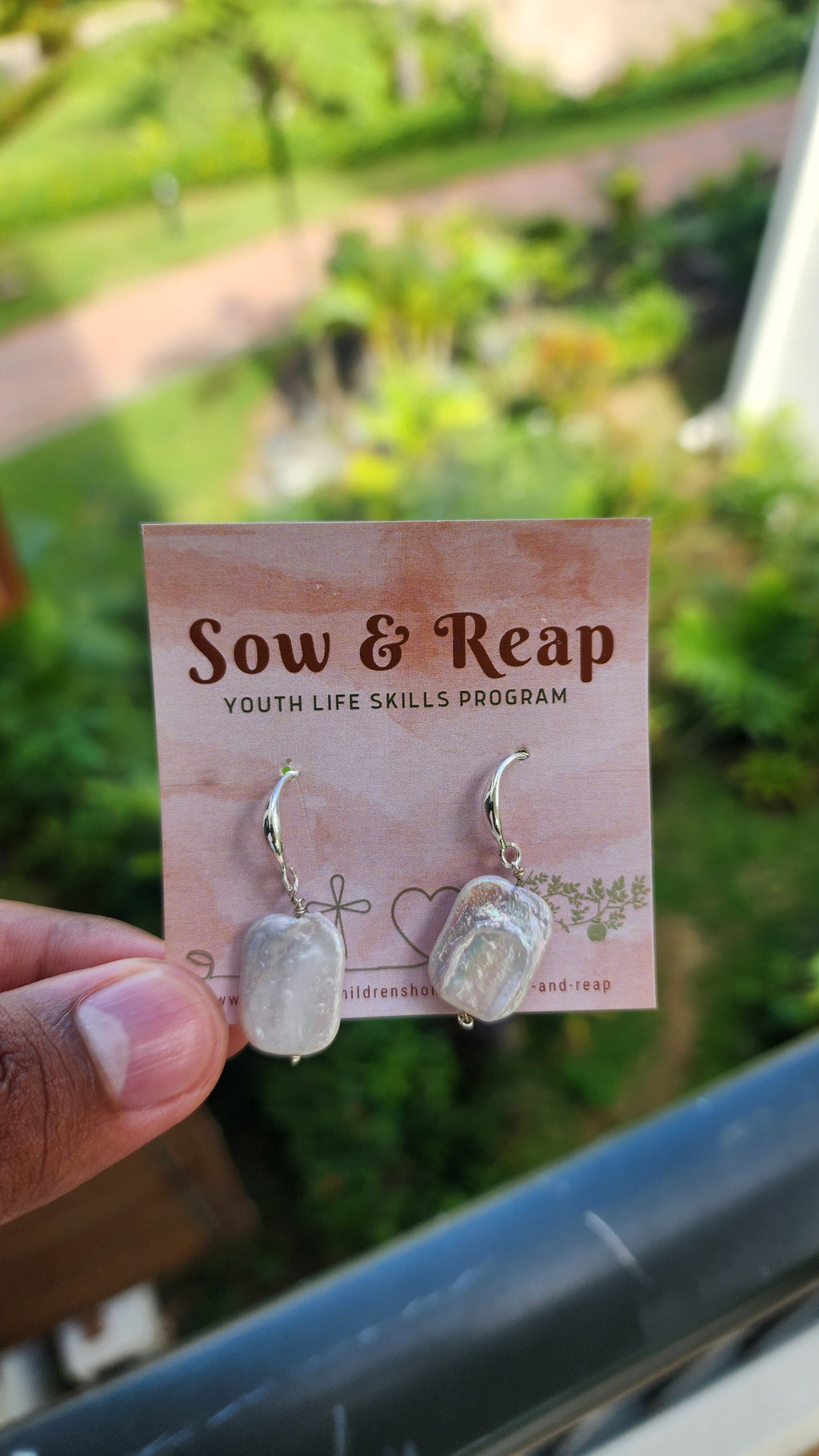 Lustre Pearl Statement Earings