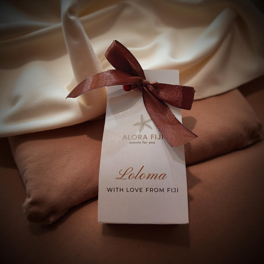 Mini bubble candle gift or wedding favour - card packaging